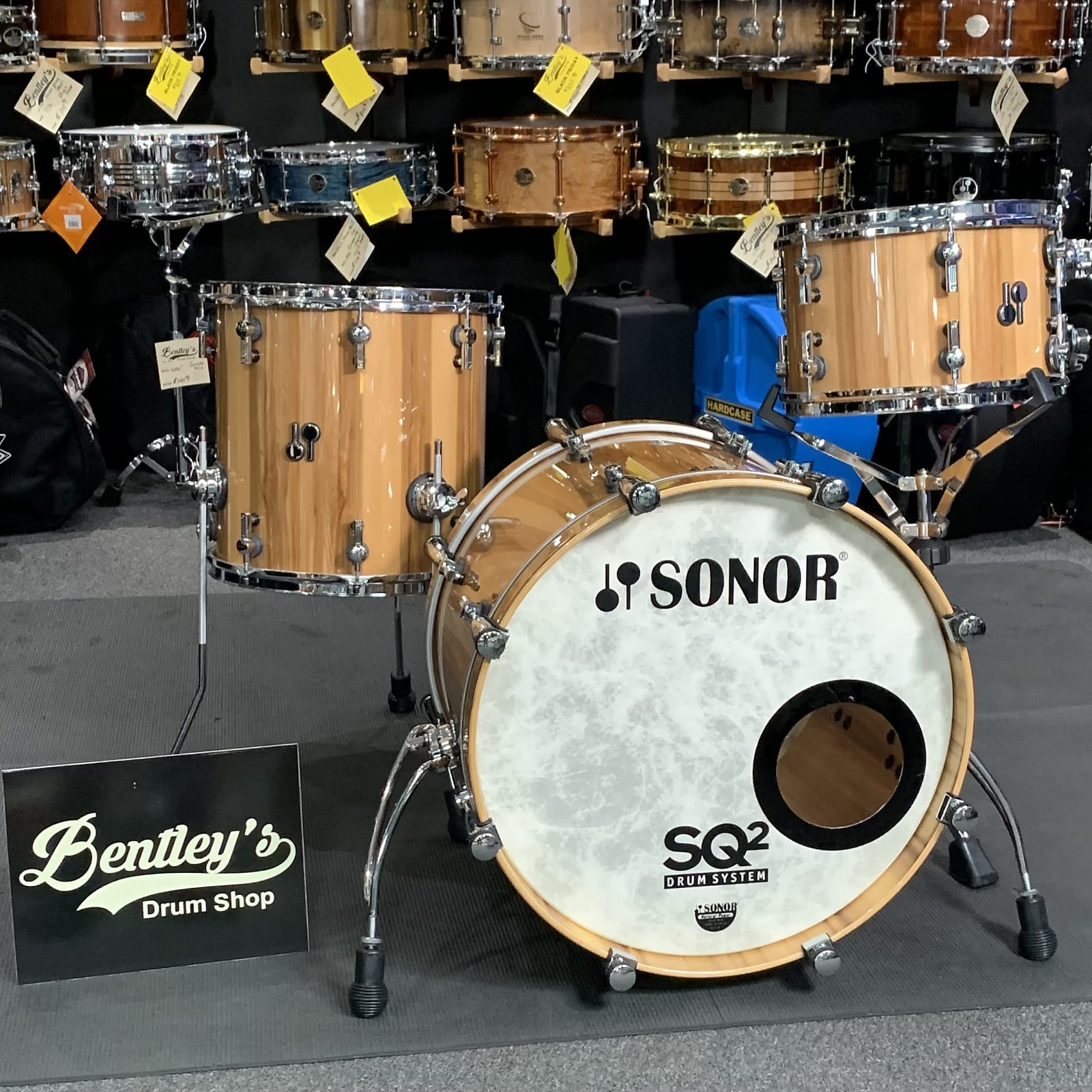 Sonor SQ2 Medium Maple 12/14/20 Drum Kit Set in American Walnut Veneer High Gloss Outer & Matching Semi-Gloss Interior w/ Chrome Hardware (Store Demo)